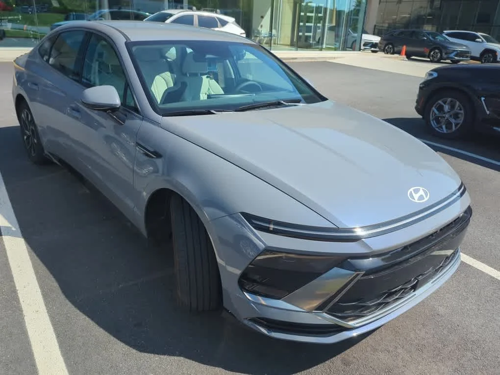 2024 Hyundai Sonata SEL's photo
