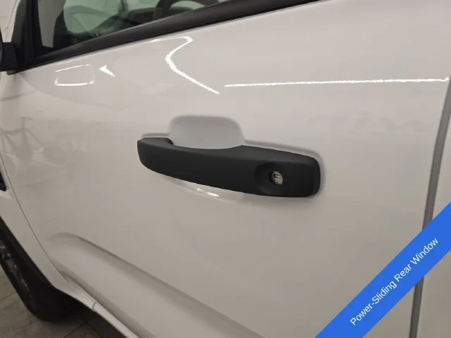 New 2026 Oxford White Ford XLT image 22