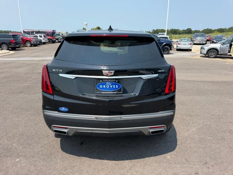 Certified Used 2021 Stellar Black Metallic Cadillac FWD Premium Luxury image 6