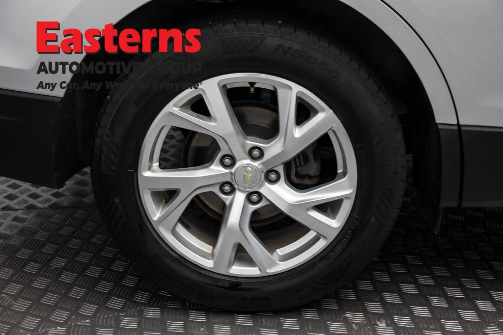 Used 2020 Silver Chevrolet LT image 30