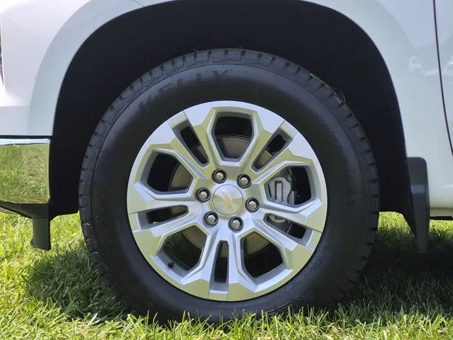 Used 2024 White Chevrolet LTZ image 17
