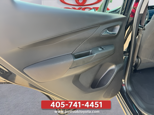 Used 2022 Black Chevrolet 1LT image 15