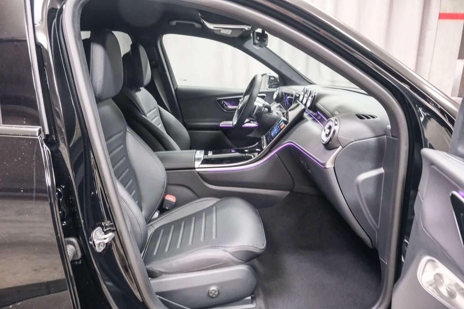 New 2026 Black Mercedes-Benz GLC 300 image 21