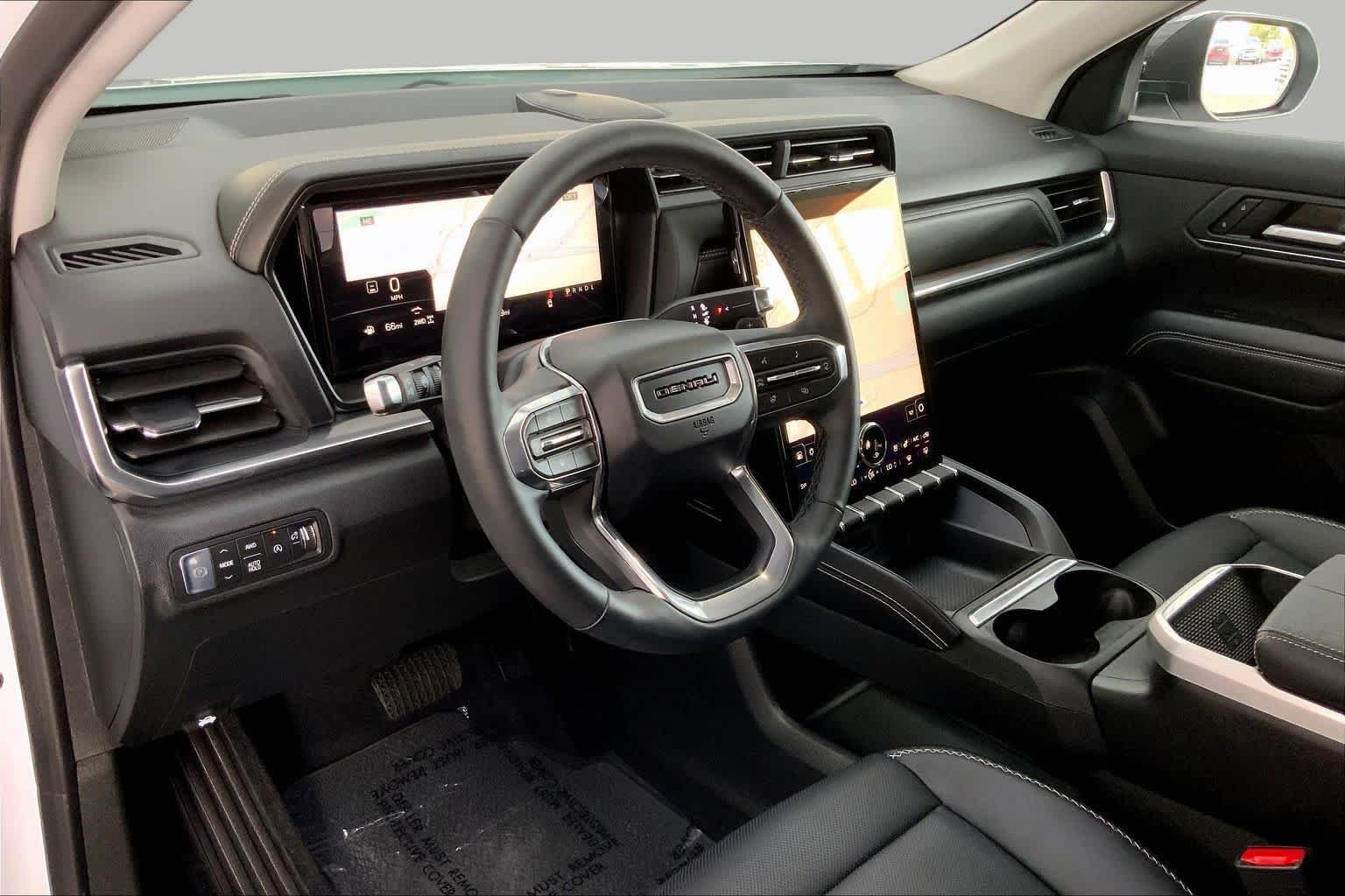 Used 2026 Glacier White Tricoat GMC AWD Denali image 18