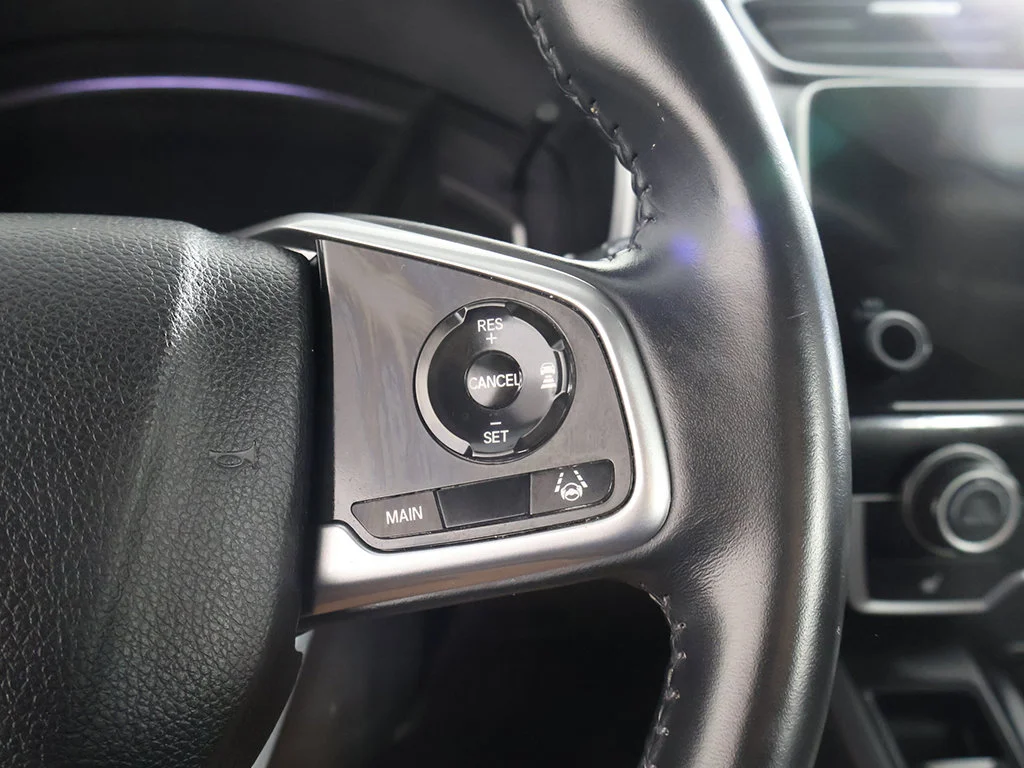 Used 2022 Lunar Silver Metallic Honda EX-L image 47