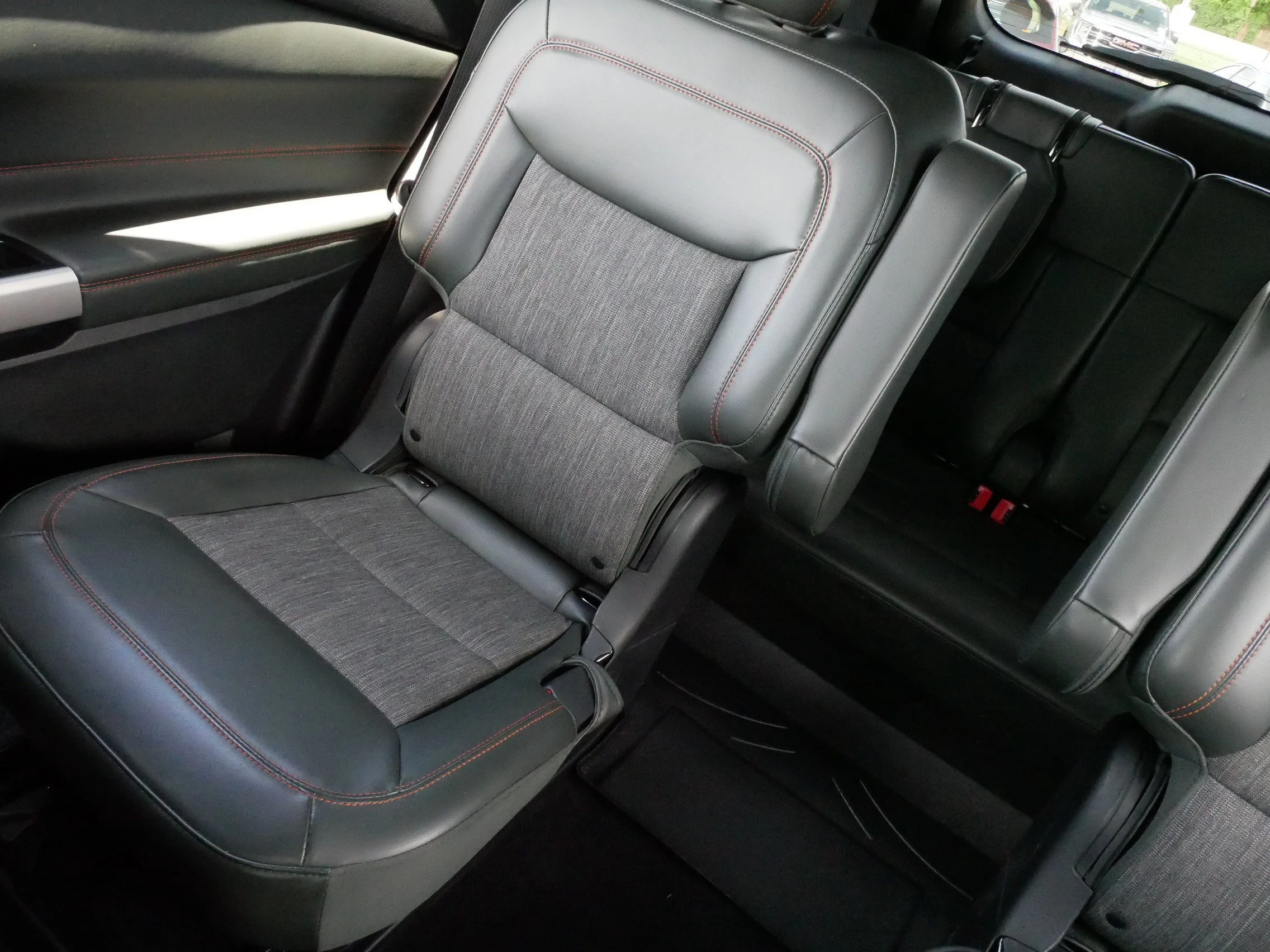 Used 2022 Gray Ford Timberline image 12