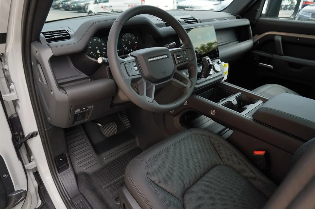 New 2026 Borasco Grey Land Rover S image 12