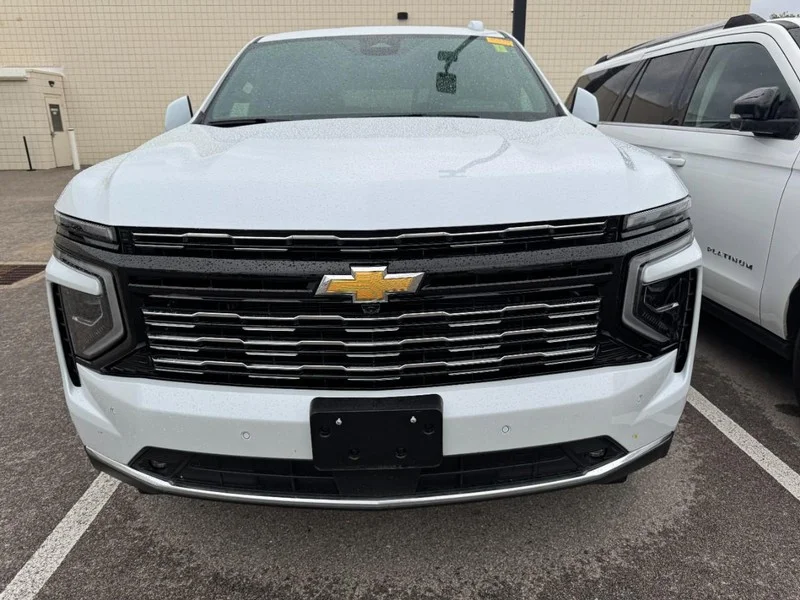 Used 2026 Polar White Tricoat Chevrolet 4WD 4dr High Country image 2