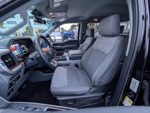 2023 Ford F-150 XLT - Photo 32