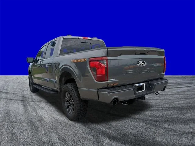 New 2026 Carbonized Gray Metallic Ford Tremor® image 6