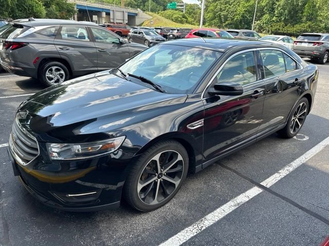 Used 2016 Black Ford SEL image 3