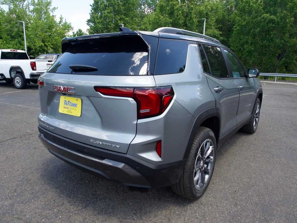 New 2026 Sterling Metallic GMC Elevation image 6