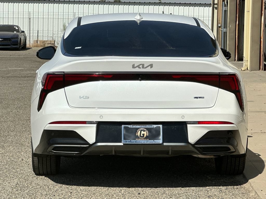 2025 Kia K5 GT-Line - Photo 5
