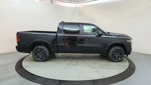 New 2026 Diamond Black Crystal Pearl-Coat Exterior Paint RAM Big Horn/Lone Star image 11