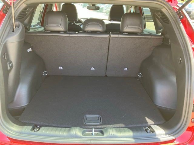 New 2026 Red Hot Pearlcoat Jeep Latitude Altitude image 25