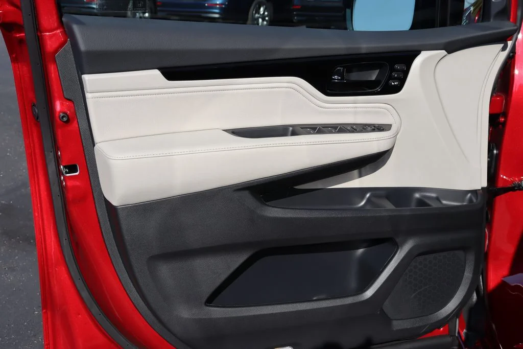2026 Honda Odyssey Elite - Photo 30