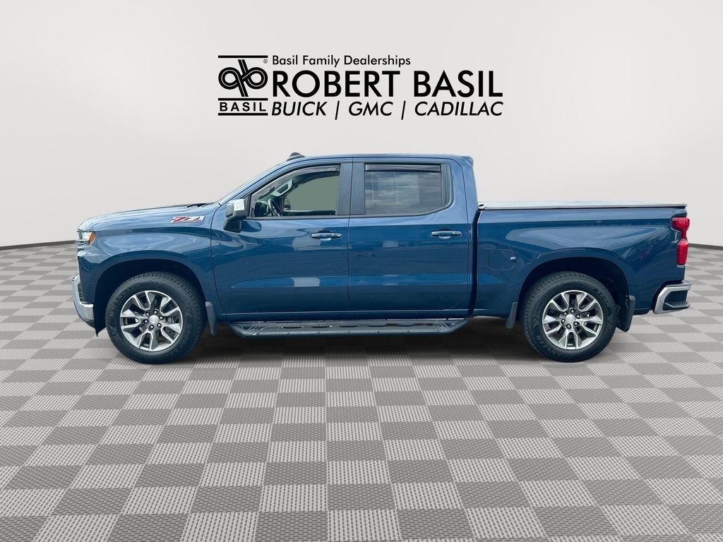 Used 2019 Blue Chevrolet LT image 5
