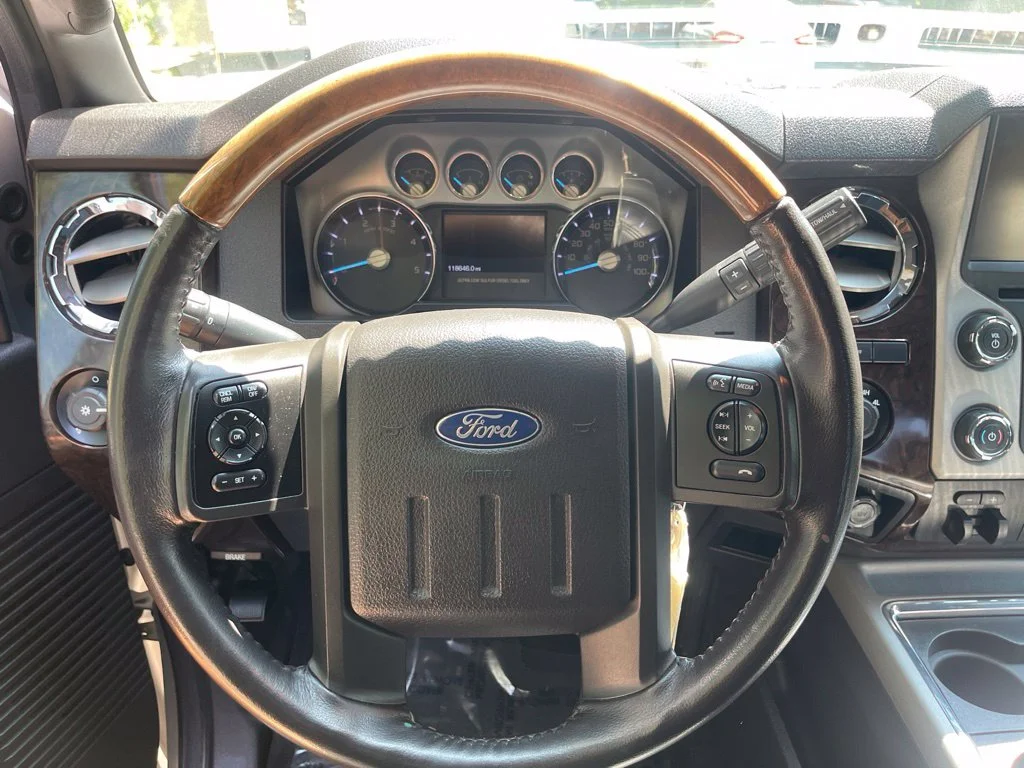Used 2016 Silver Ford Platinum image 17