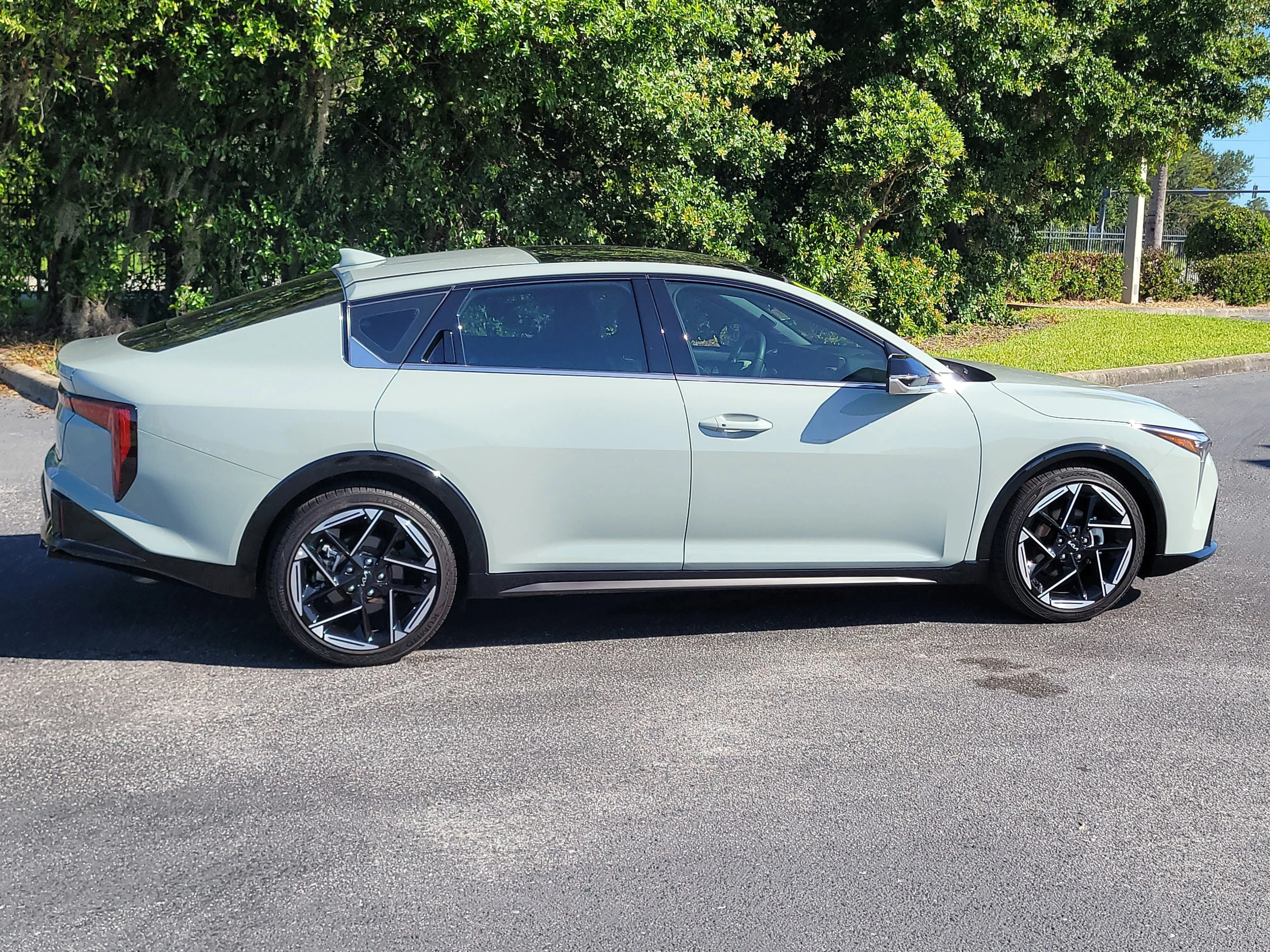 Used 2025 Morning Haze Kia GT-Line image 7