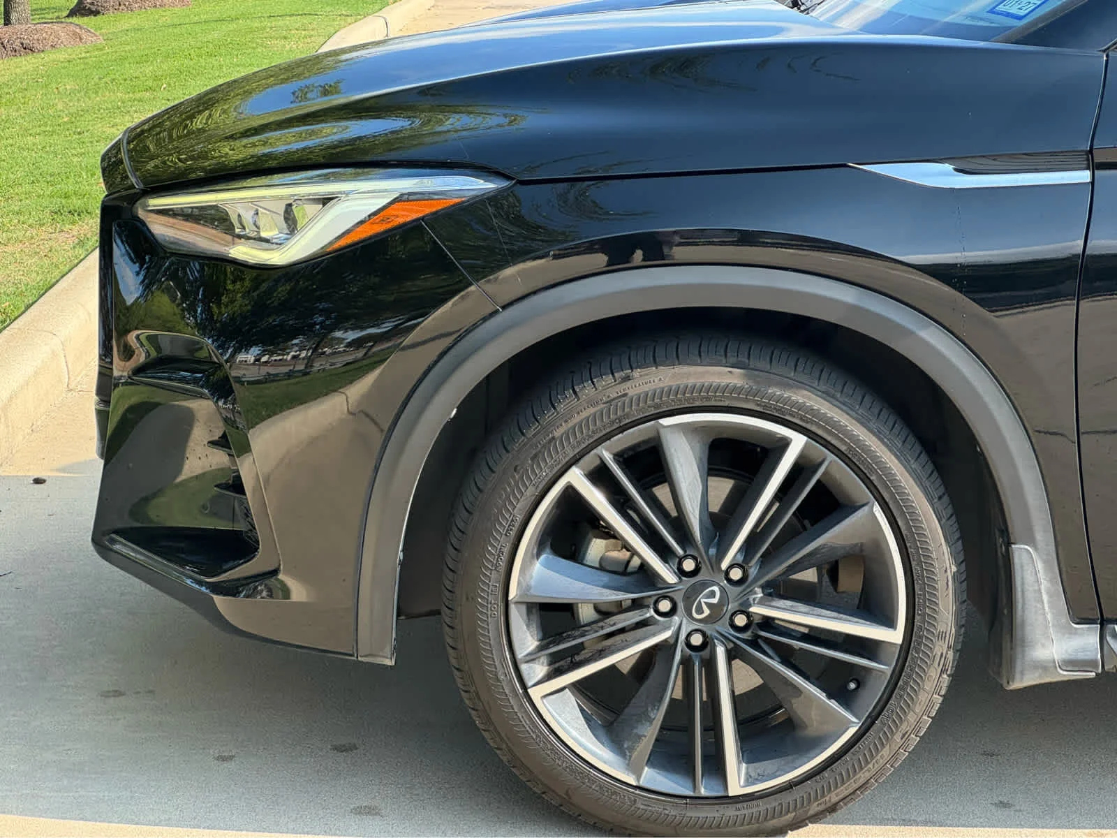 Certified Used 2024 Black Obsidian INFINITI ESSENTIAL image 10