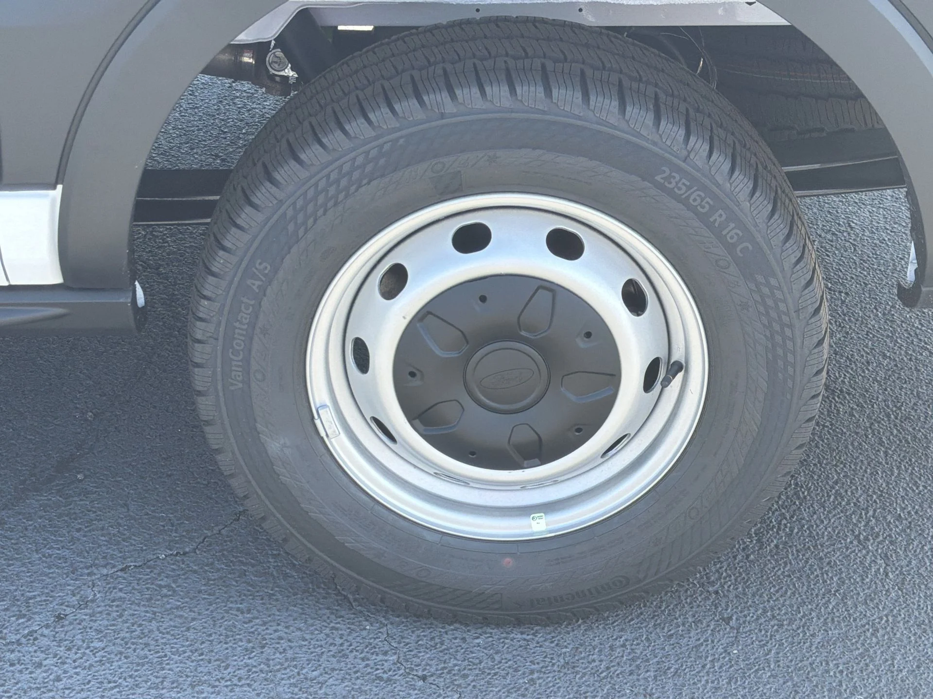New 2026 White Ford LR CARGO RWD image 28