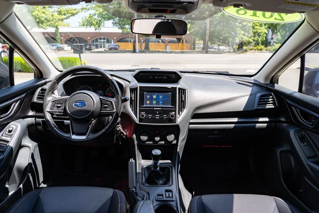 Used 2018 White Subaru 2.0i Premium image 9