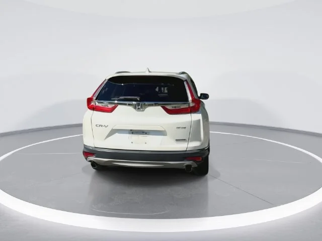 Used 2018  Honda Touring image 9
