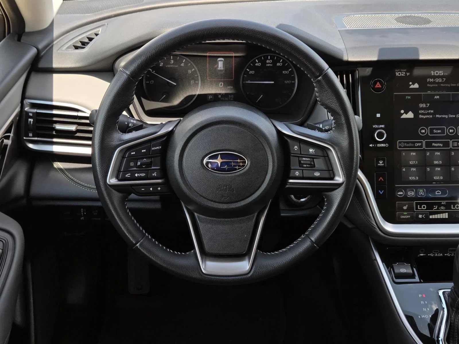 Used 2023 Ice Silver Metallic Subaru Onyx Edition image 17