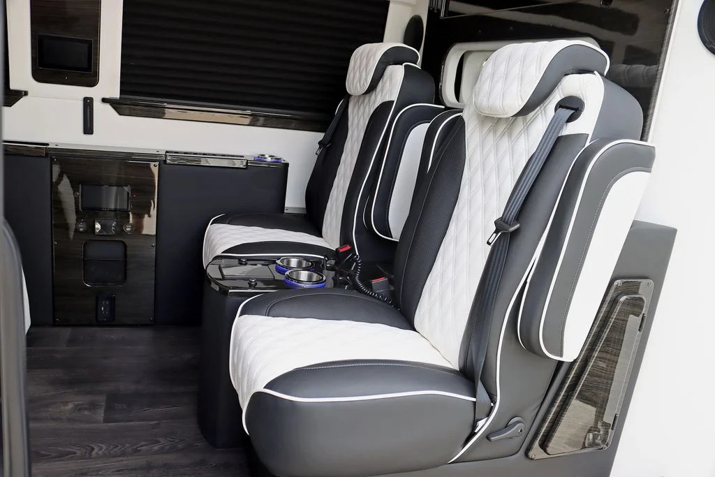 Used 2026 Black Mercedes-Benz Cargo 170 WB image 33