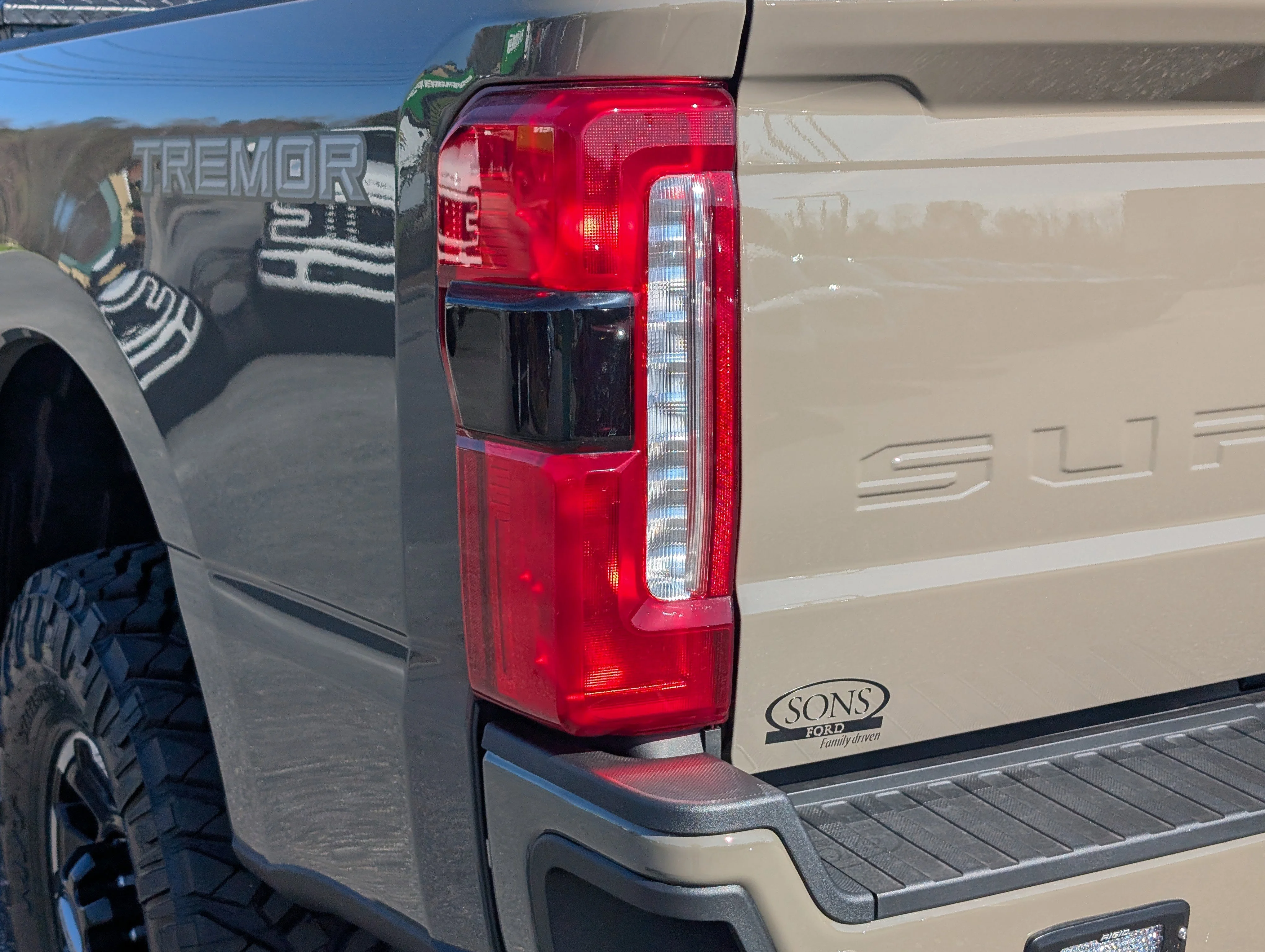 New 2026 Marsh Gray Ford XLT image 11