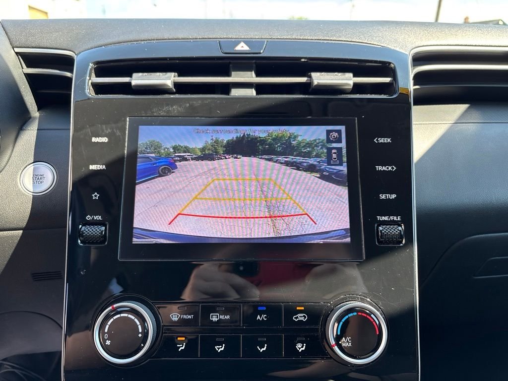 Used 2022 Black Hyundai SEL image 26