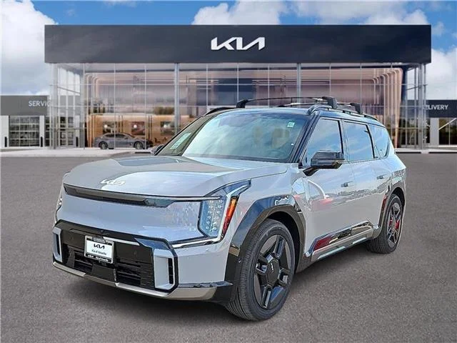 New 2026 Wolf Gray Ebony Black Roof KIA GT-Line (A1) All-Wheel Drive image 1