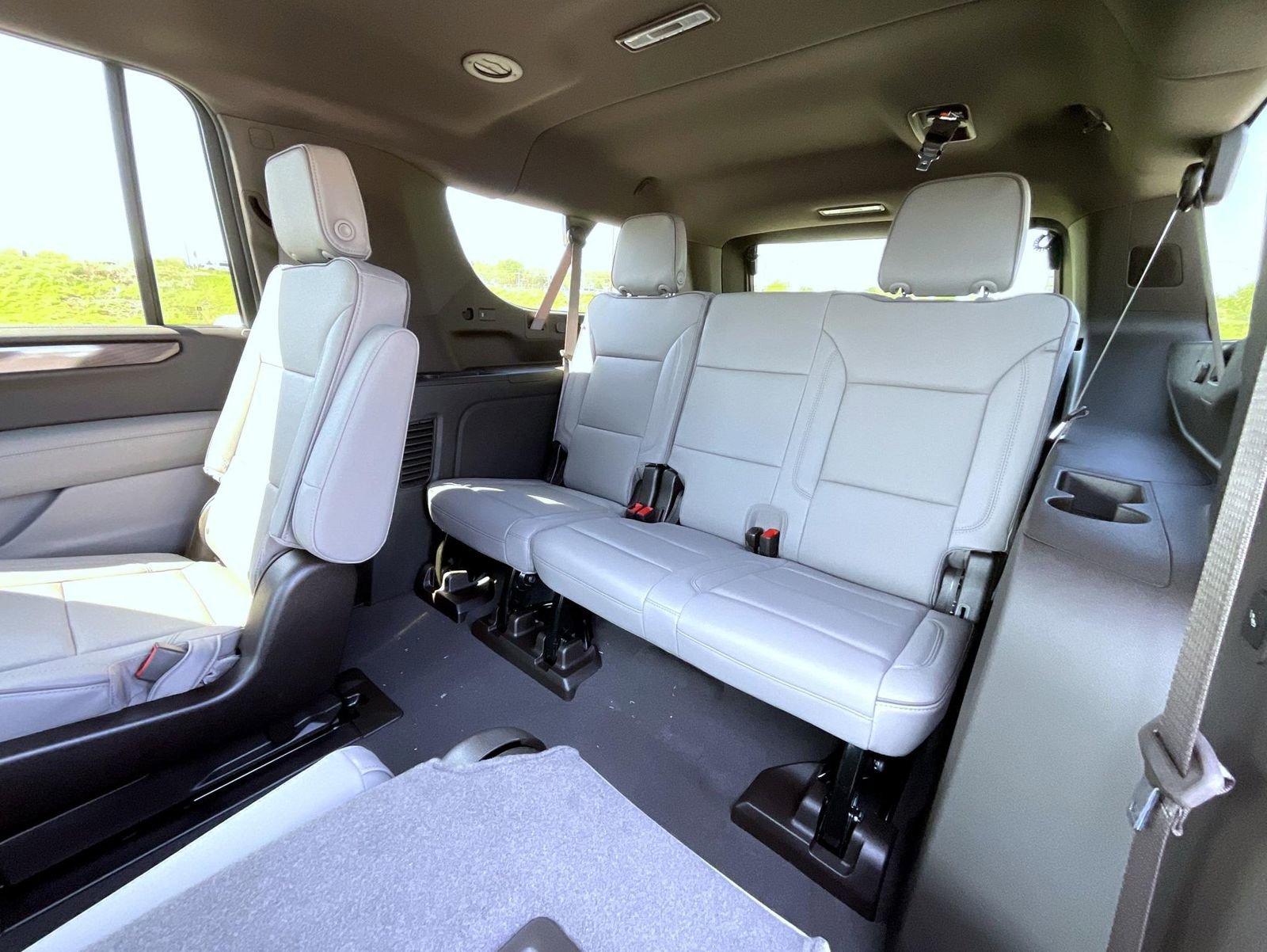 New 2026 Titanium Rush Metallic GMC Elevation image 20