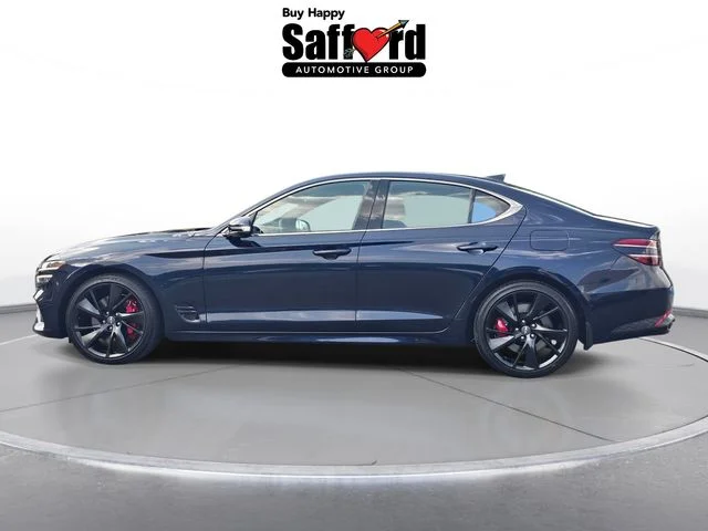 Used 2023 Capri Blue Genesis 3.3T image 8