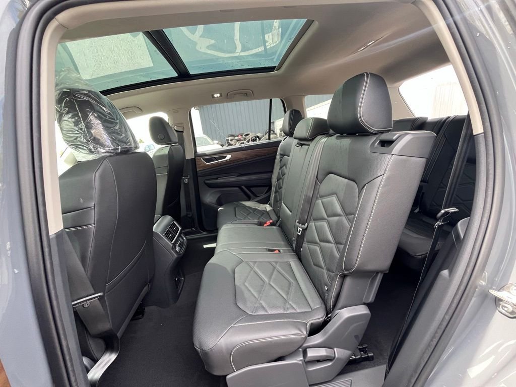 New 2026 Gray Volkswagen 2.0T SE w/Technology image 22