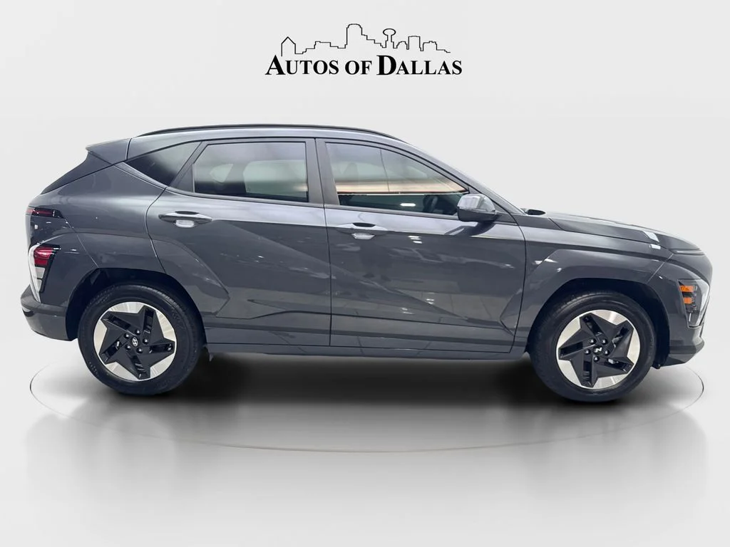 Used 2024 Gray Hyundai SEL image 10