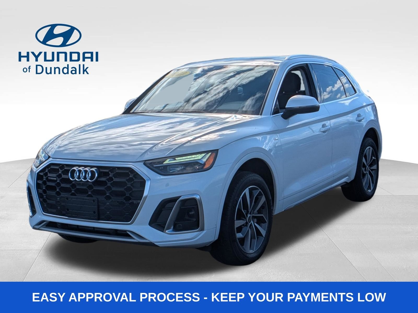 2022 Audi Q5 45 Premium Plus's photo