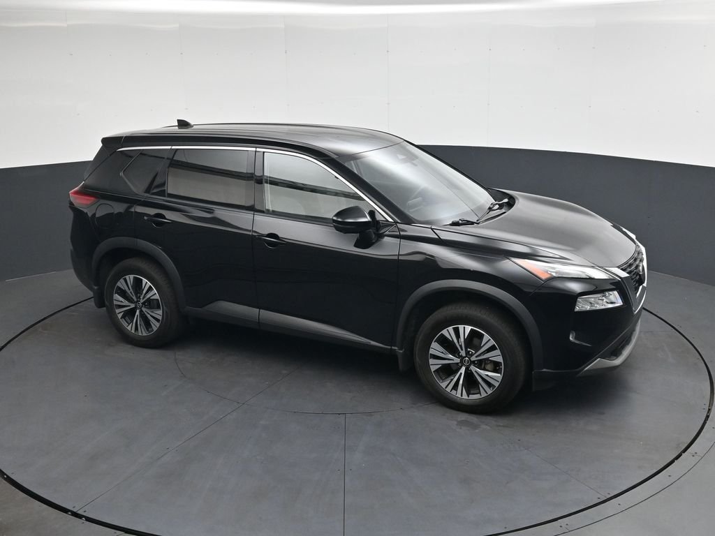 Used 2022 Black Nissan SV image 34