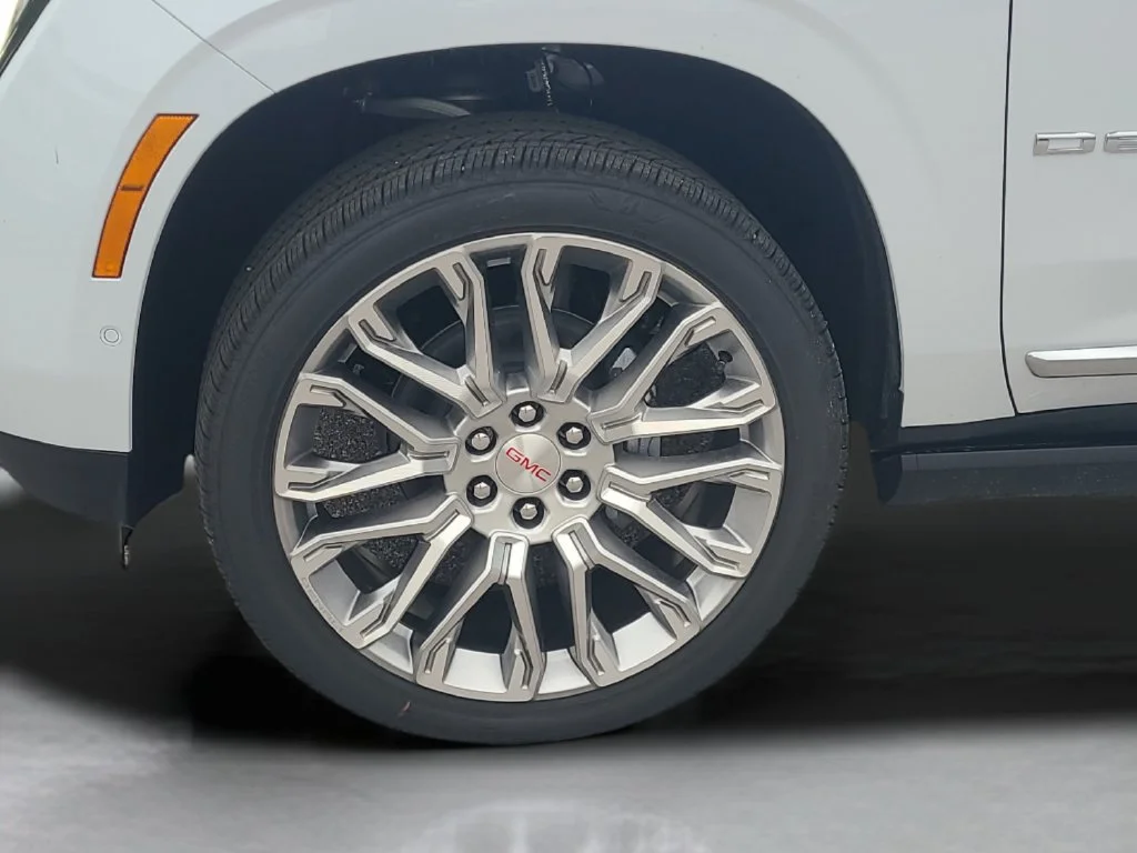 New 2026 Glacier White Tricoat GMC Denali image 10