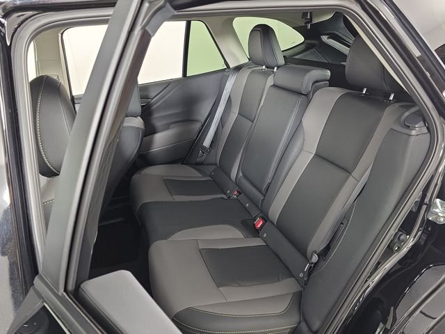 Used 2025 Black Subaru Onyx Edition image 26