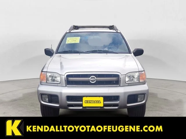 Used 2002 Silver Nissan SE image 8