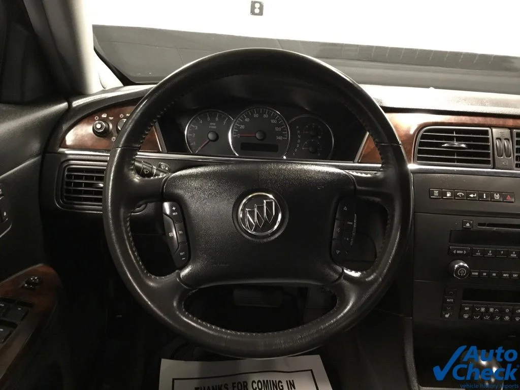 Used 2007 Red Buick CXL image 38