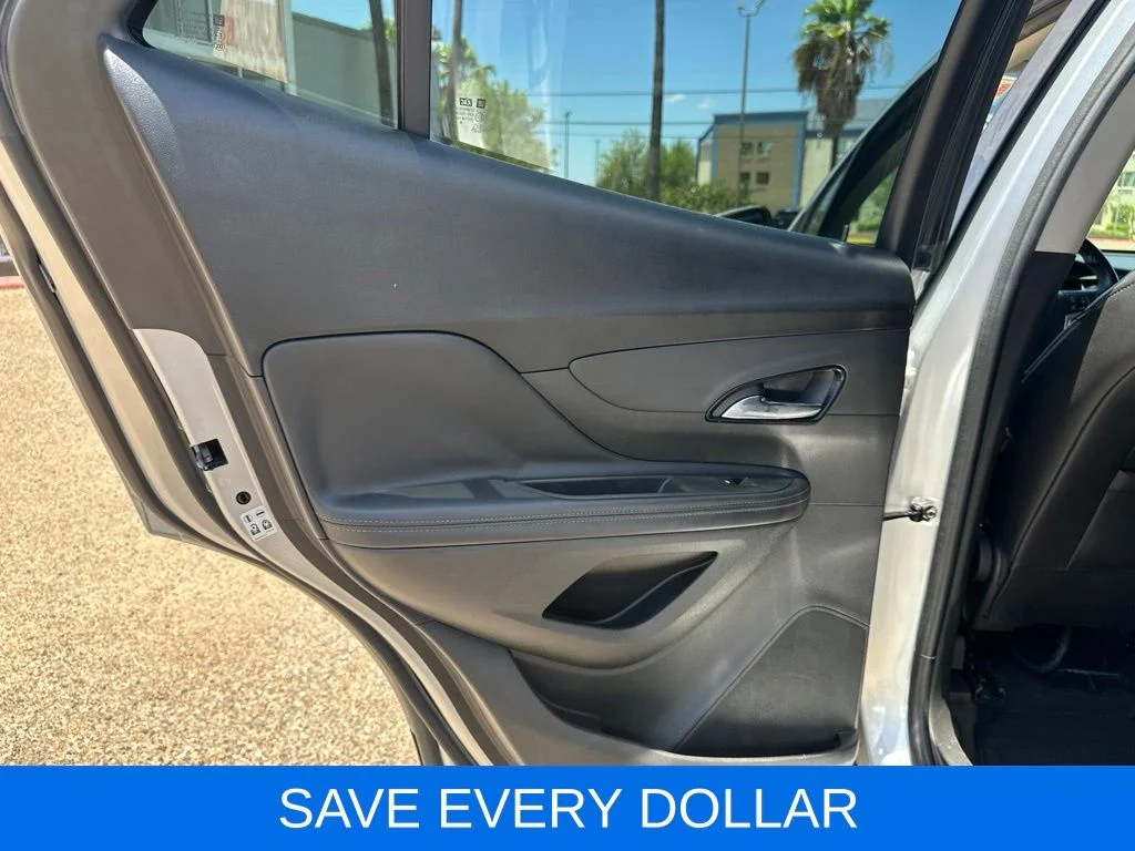 Used 2020 Silver Buick Preferred image 17