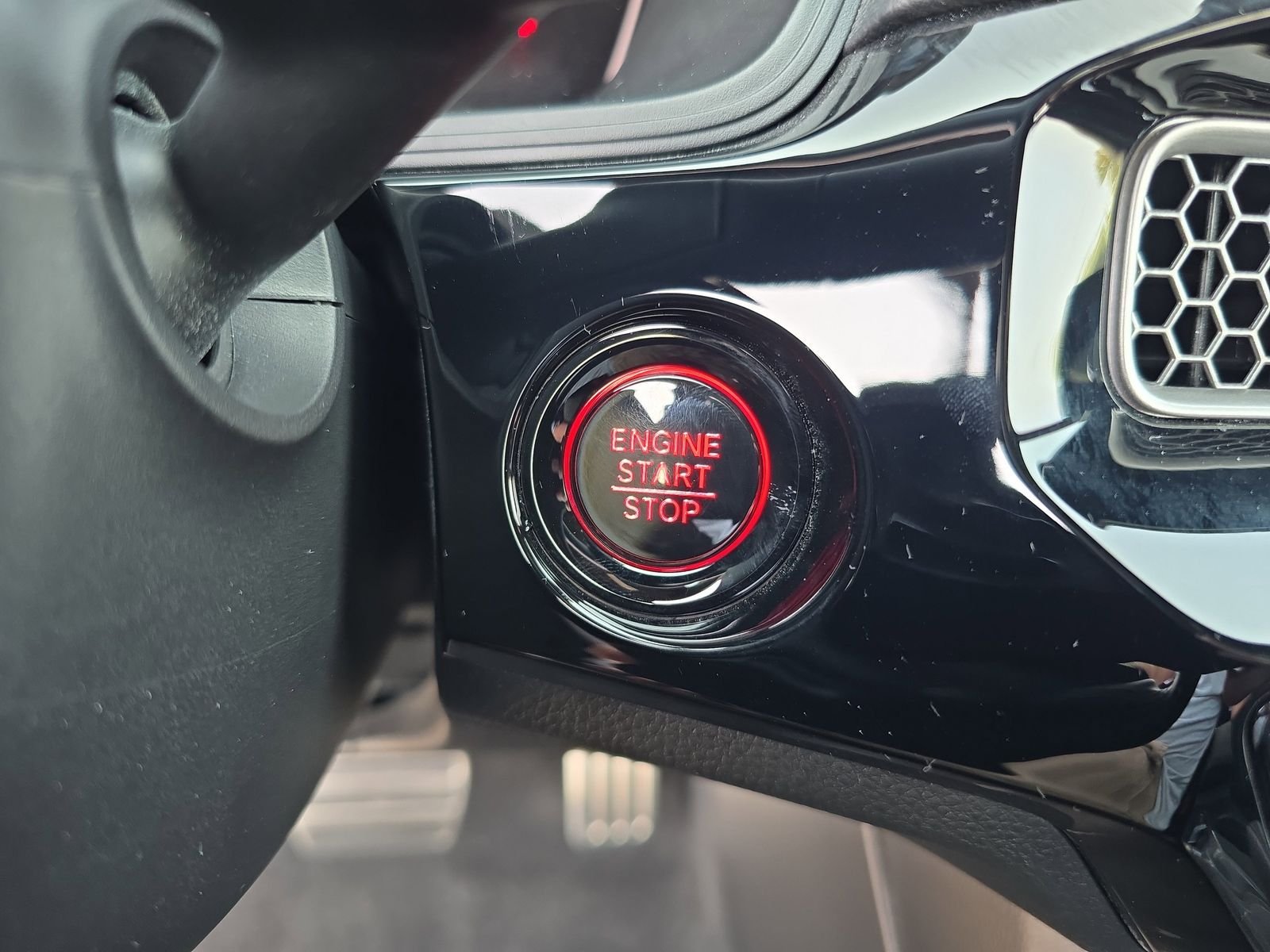 2025 Honda Civic Sport - Photo 24