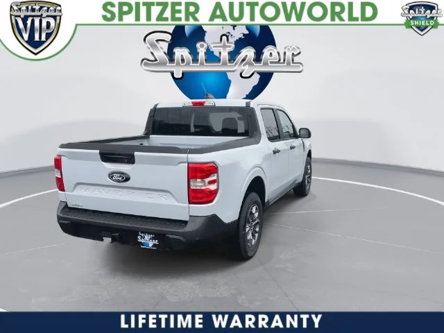 New 2026 Space White Metallic Ford XLT image 9