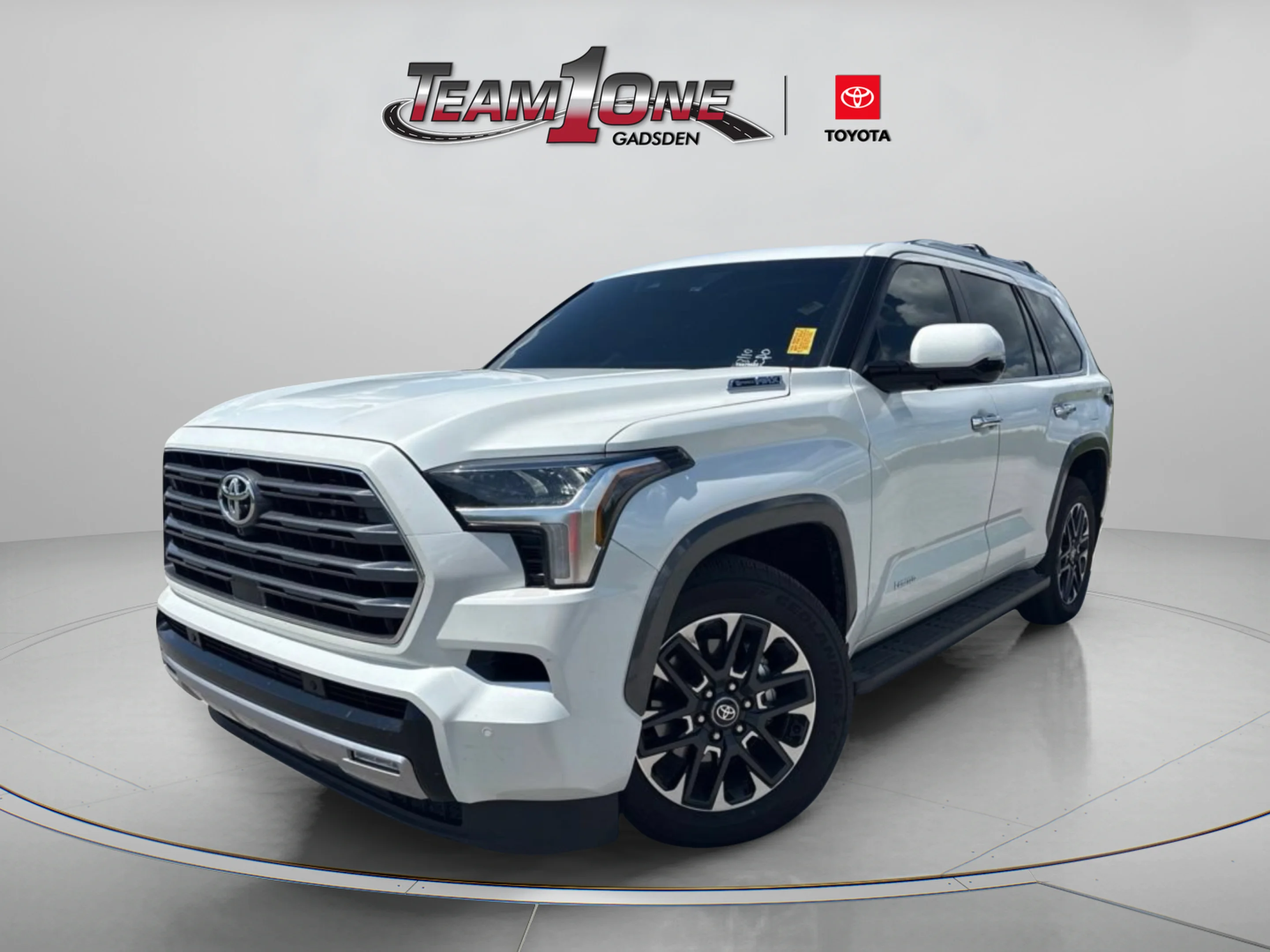 Used 2026 Pearl Toyota Limited image 3