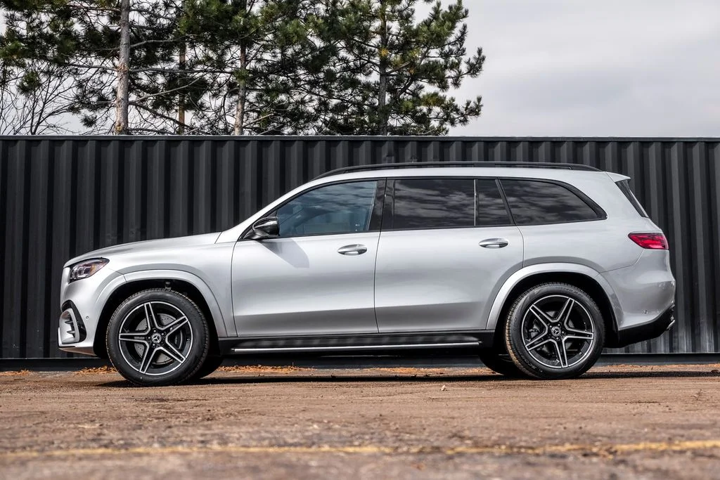 New 2026 Cirrus Silver Metallic Mercedes-Benz GLS 450 image 3