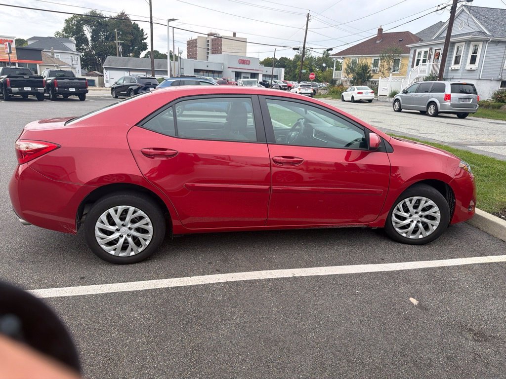 Used 2018 Red Toyota LE image 4