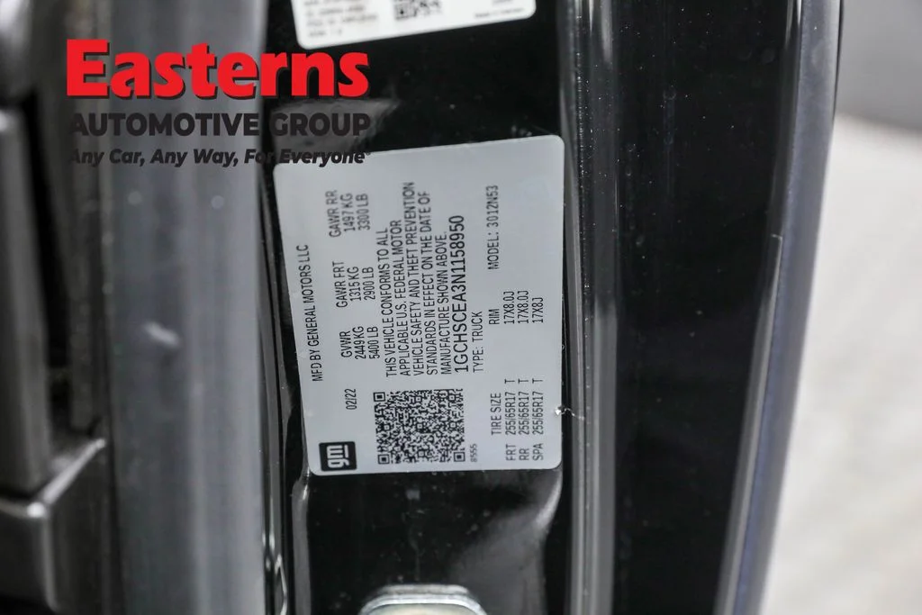Used 2022 Black Chevrolet LT image 31