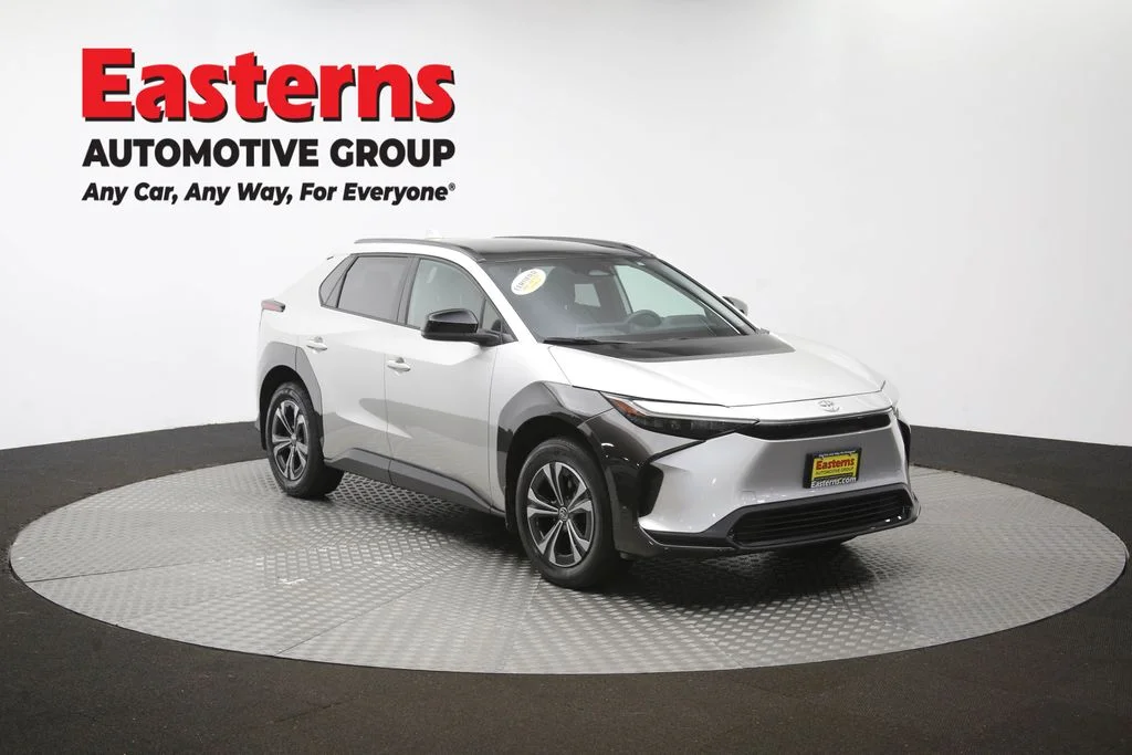 Used 2024 Silver Toyota XLE image 50